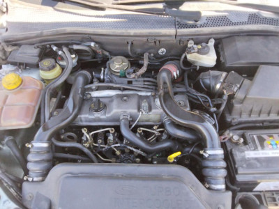 FORD FOCUS FAMILIAR (CAK)