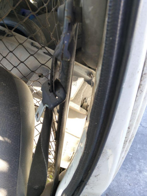 CINTURON SEGURIDAD DELANTERO IZQUIERDO