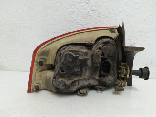  PILOTO TRASERO DERECHO AUDI A4 BERLINA (8E) 