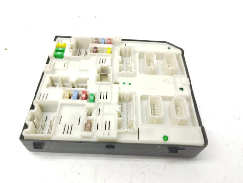  CAJA RELES / FUSIBLES RENAULT MEGANE III BERLINA 5P 