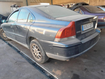 VOLVO S60 BERLINA