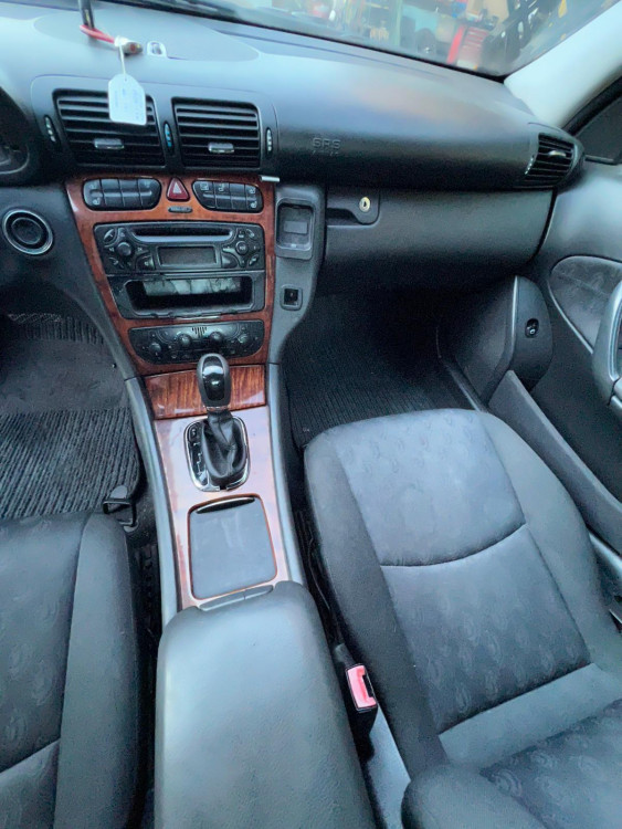MERCEDES-BENZ CLASE C (BM 203) BERLINA