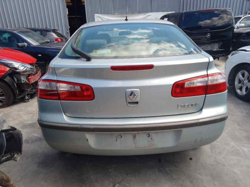 RENAULT LAGUNA II (BG0) — vehículo donante para recambios 