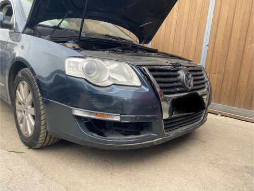 PARAGOLPES DELANTERO Volkswagen PASSAT BERLINA (3C2) 