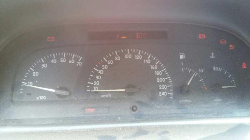 RENAULT LAGUNA (B56) 