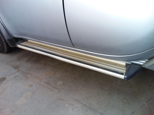 FALDON LATERAL Mitsubishi L200 (KA0/KB0) 