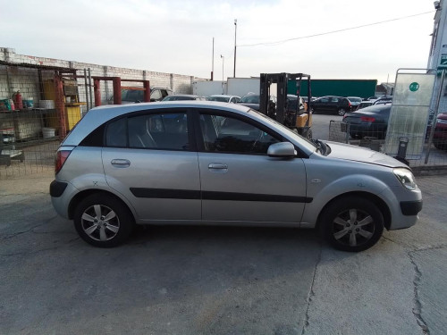 KIA RIO (JB) 