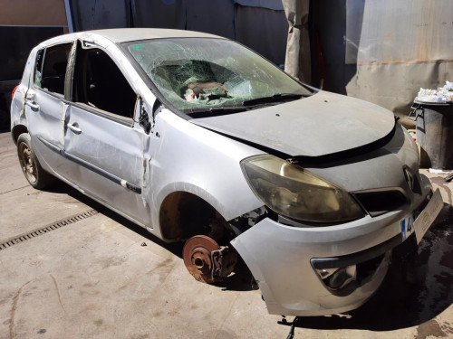  RENAULT CLIO III 