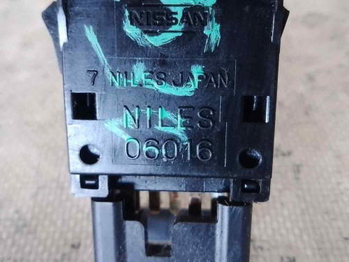 WARNING Nissan ALMERA (N16/E) 
