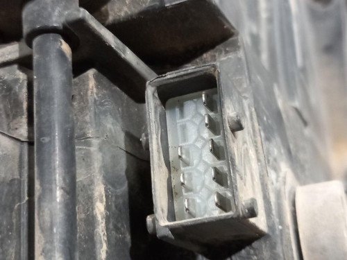  FARO IZQUIERDO, OPEL, CORSA D 