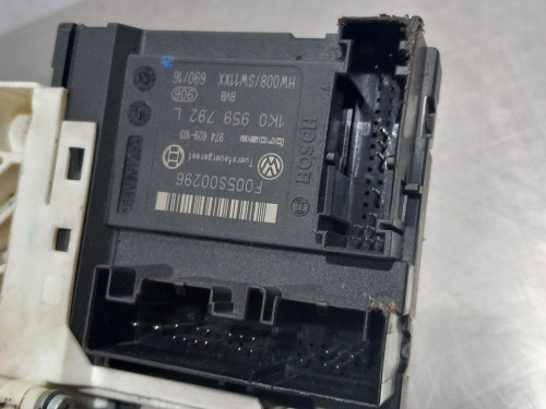  MOTOR ELEVALUNAS DELANTERO DERECHO, VOLKSWAGEN, PASSAT VARIANT (3C5) 