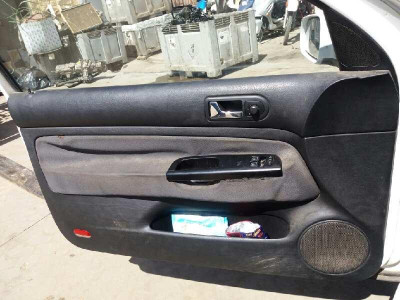 VOLKSWAGEN GOLF IV BERLINA (1J1)(10.1997)