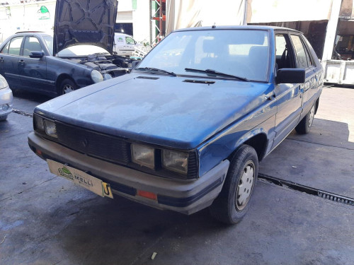 RENAULT 