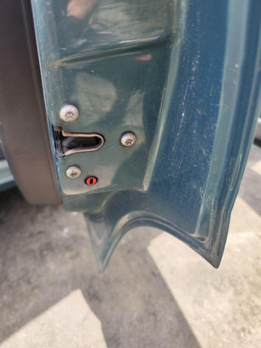 CERRADURA PUERTA TRASERA DERECHA Opel CORSA C 