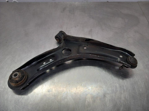 BRAZO SUSPENSION INFERIOR DELANTERO IZQUIERDO HYUNDAI I20 (GB) 