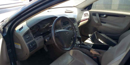  VOLVO S60 BERLINA 