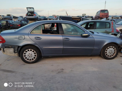MERCEDES-BENZ CLASE E (BM 211) BERLINA