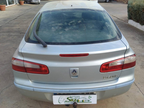 PORTON TRASERO Renault Laguna II (BG0)(2001->) RENAULT Laguna II (BG0)(2001->) 