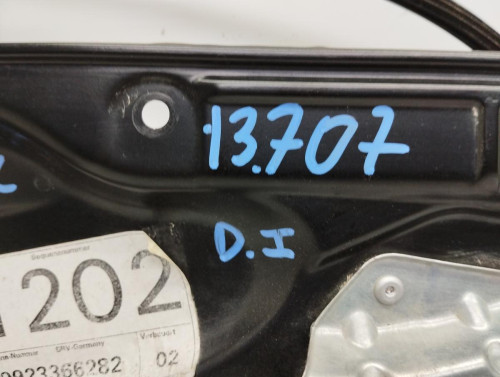  ELEVALUNAS DELANTERO IZQUIERDO Volkswagen PASSAT BERLINA (3C2) 