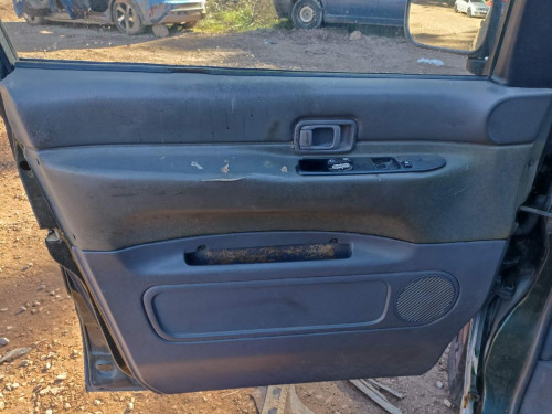  NISSAN SERENA (C23M) 