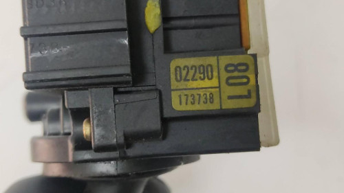 MANDO LIMPIA Toyota COROLLA FAMILIAR (E12) 