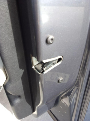 CERRADURA PUERTA DELANTERA DERECHA