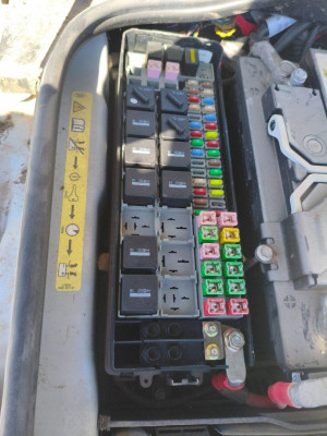 CAJA RELES / FUSIBLES, LAND ROVER, RANGE ROVER SPORT
