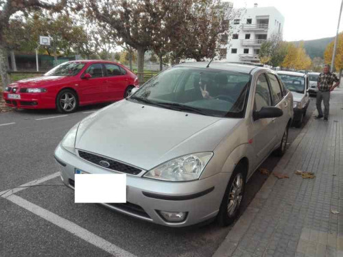 FORD FOCUS BERLINA (CAK) — Donor Vehicle for Used Parts 