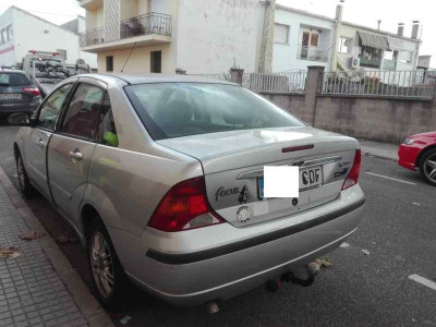 FORD FOCUS BERLINA (CAK)