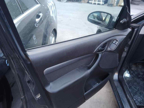 FORD FOCUS BERLINA (CAK) — автомобиль-донор на запчасти 