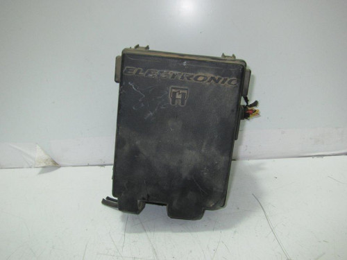  CAJA RELES / FUSIBLES Citroen XSARA PICASSO 