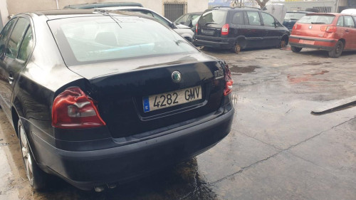  SKODA OCTAVIA BERLINA (1Z3) 