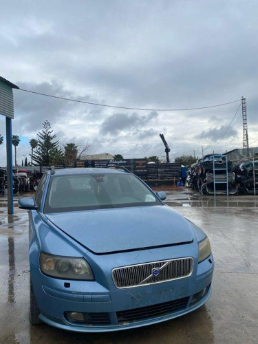  VOLVO V50 FAMILIAR 