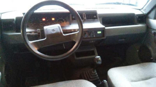  RENAULT R 5 (B/C40) 