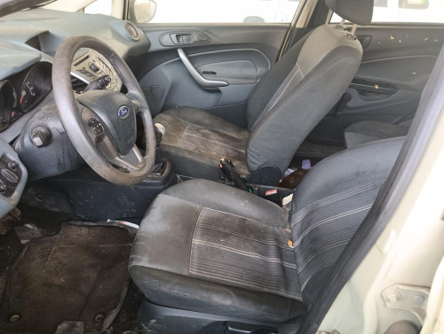 FORD FIESTA (CB1) — vehículo donante para recambios 
