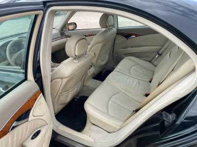 MERCEDES-BENZ CLASE E (BM 211) BERLINA