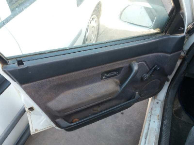 RENAULT R 19 BERL. CON PORTÓN (B/C53)
