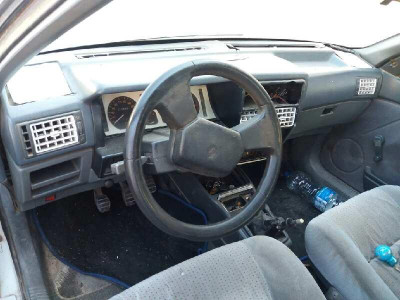 RENAULT R 19 BERL. CON PORTÓN (B/C53)