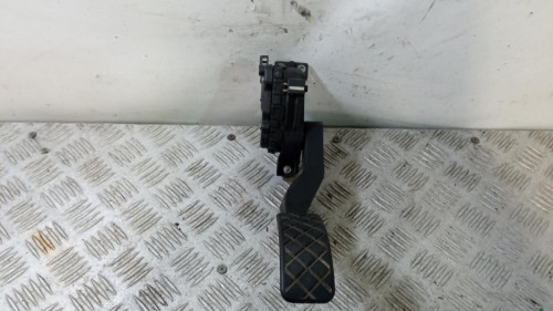  PEDAL ACELERADOR 