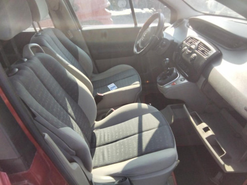 RENAULT SCENIC II (JM) — vehículo donante para recambios 