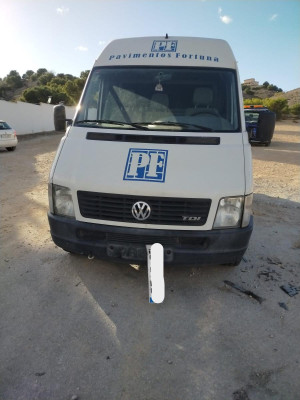 VOLKSWAGEN LT FURGÓN/COMBI