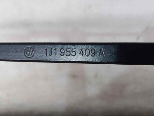 BRAZO LIMPIA DELANTERO IZQUIERDO Volkswagen GOLF IV BERLINA (1J1)(10.1997) 