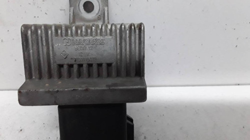 CAJA PRECALENTAMIENTO Renault CLIO II FASE II (B/CB0) 