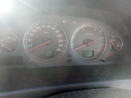  VOLVO S60 BERLINA 