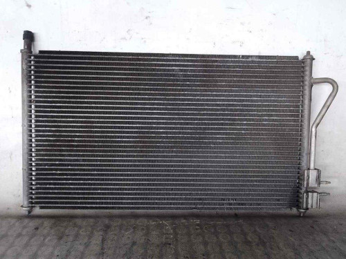 CONDENSADOR / RADIADOR AIRE ACONDICIONADO Ford FOCUS BERLINA (CAK) 