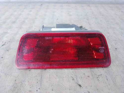 PILOTO TRASERO CENTRAL NISSAN JUKE (F15E) 
