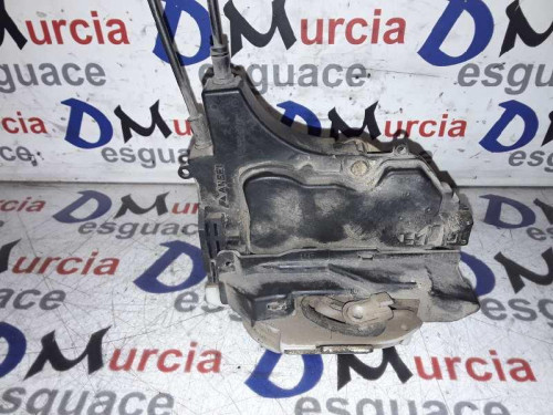 CERRADURA PUERTA TRASERA DERECHA 