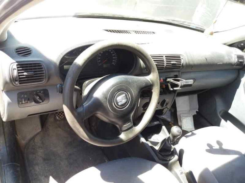  SEAT TOLEDO (1M2) 