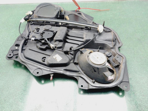 ELEVALUNAS TRASERO IZQUIERDO Mazda 3 BERLINA (BK) 