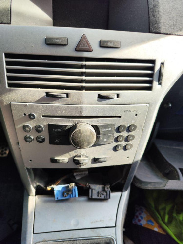 SISTEMA AUDIO / RADIO CD OPEL ASTRA H GTC 